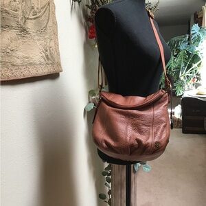 The Sak Elegant Brown Leather Shoulder Bag